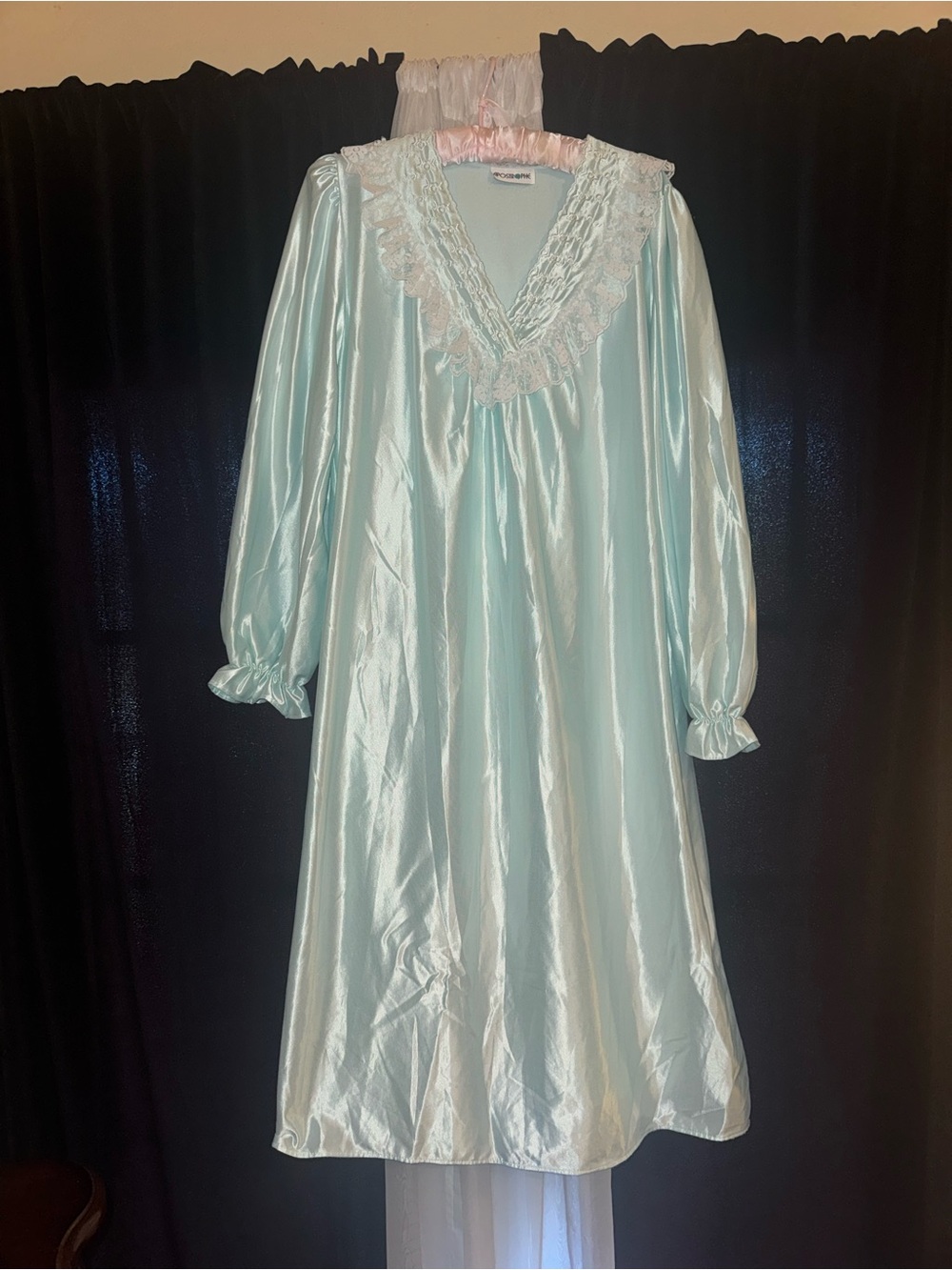 Vintage Apostrophe Light Aqua Satin Lace-Trim Long Sleeve Nightgown